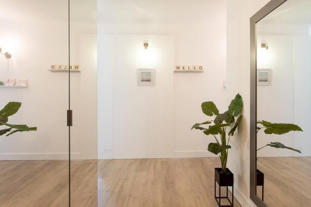 L45 St Marguerite Sea View/ Balcon, Parking Wifi Apartment Nizza