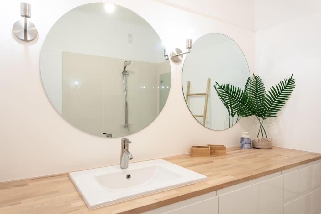 Appartement L45 St Marguerite Sea View/ Balcon, Parking Wifi